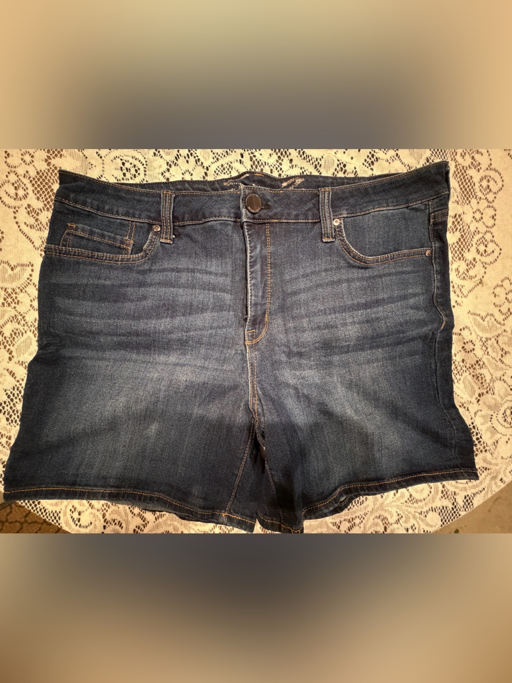 Seven7 Indigo Wash Denim Shorts
